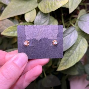 Vintage 14k gold stud Opal earrings with backs